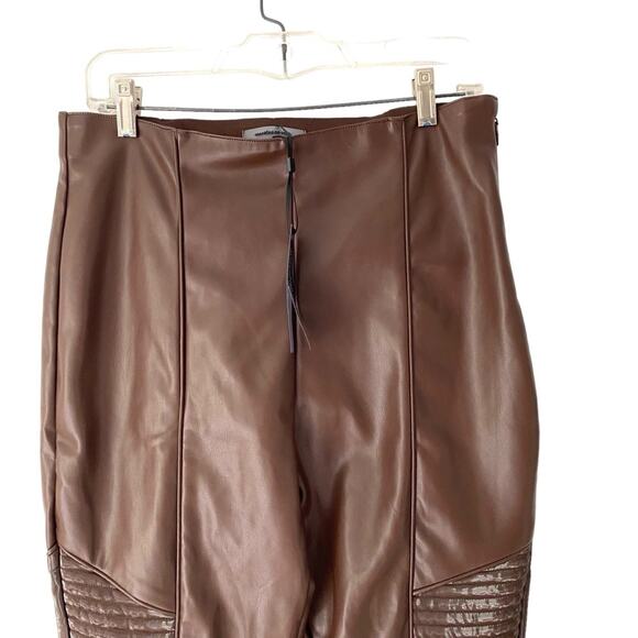 Maniere De Voir Vegan Faux Leather Brown Ribbed Patent Leggings Moto NWT size 12 - Picture 6 of 15